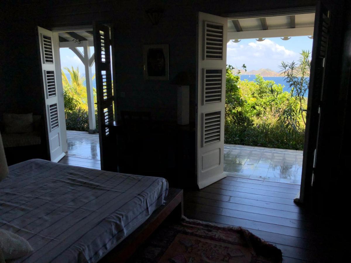 La Maison Bleue - Les Hauts De La Baie Terre-de-Bas Bagian luar foto